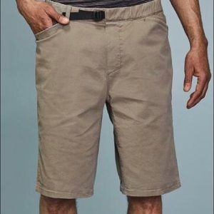 Men’s Mountain Hardwear Cederberg Shorts NWOT